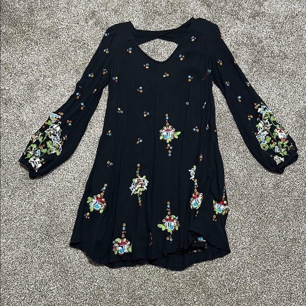 Free people Oxford embroidered shift dress SMALL